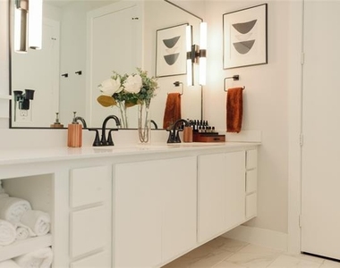 1006 Barsotti Court - Photo Thumbnail 7