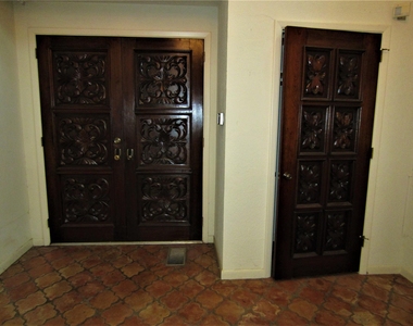 1815 Greenwood Drive - Photo Thumbnail 11