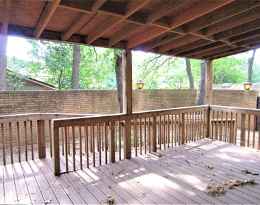 1815 Greenwood Drive - Photo Thumbnail 22