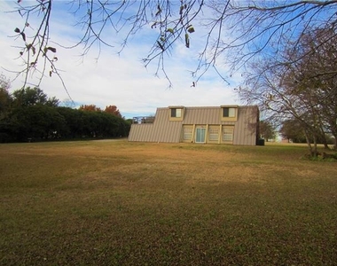 206 Solar Way - Photo Thumbnail 4