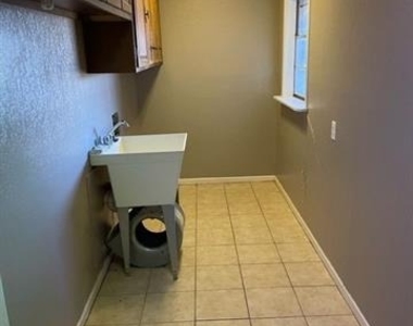 1045 Clark Road - Photo Thumbnail 12