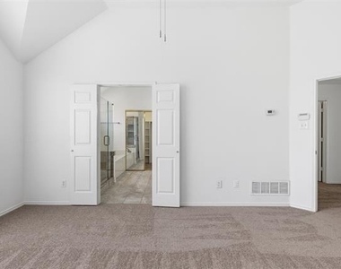 3221 Corning Drive - Photo Thumbnail 19