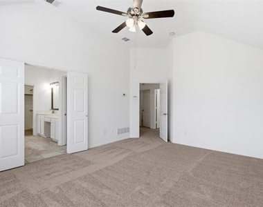 3221 Corning Drive - Photo Thumbnail 20
