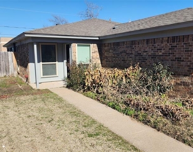 350 Spring Branch Lane - Photo Thumbnail 2