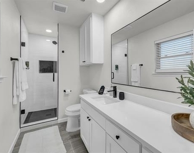 311 Casas Del Sur Street - Photo Thumbnail 18