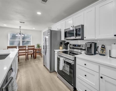 311 Casas Del Sur Street - Photo Thumbnail 2