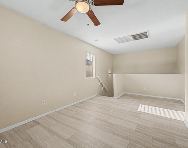 8932 W Hammond Lane - Photo Thumbnail 15