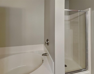 2257 Bradford Pear Drive - Photo Thumbnail 10