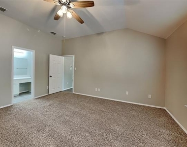 11736 Cottontail Drive - Photo Thumbnail 6