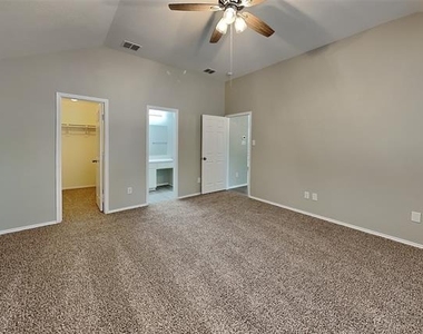11736 Cottontail Drive - Photo Thumbnail 7