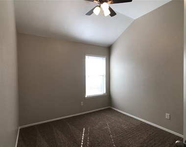 13213 Fencerow Road - Photo Thumbnail 13