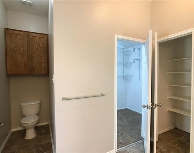 13213 Fencerow Road - Photo Thumbnail 11