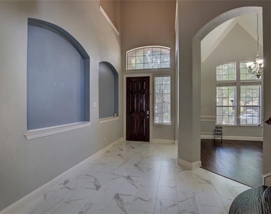 3509 New Castle Court - Photo Thumbnail 7