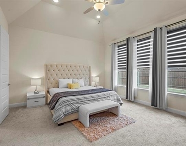 3206 Mattie Grey Lane - Photo Thumbnail 7