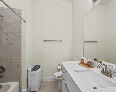 3206 Mattie Grey Lane - Photo Thumbnail 13