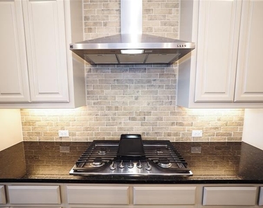 6900 Royal Liverpool Drive - Photo Thumbnail 10