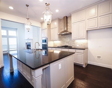 6900 Royal Liverpool Drive - Photo Thumbnail 11