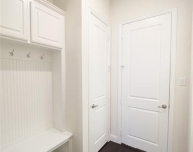 6900 Royal Liverpool Drive - Photo Thumbnail 18