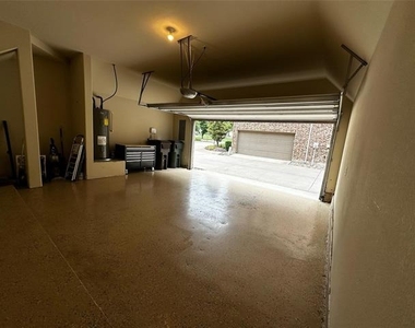 7928 Pam Street - Photo Thumbnail 10
