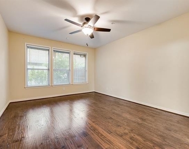 317 Gershwin Way - Photo Thumbnail 13