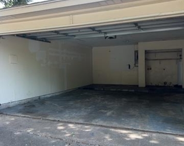 6513 Westridge Drive - Photo Thumbnail 13