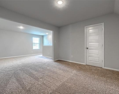 513 Brook View Drive - Photo Thumbnail 22