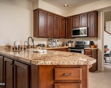 7400 E Gainey Club Drive - Photo Thumbnail 3