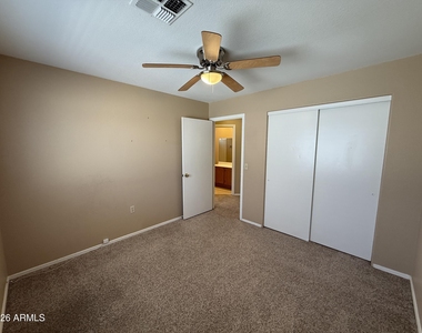 3372 W Barcelona Drive - Photo Thumbnail 21