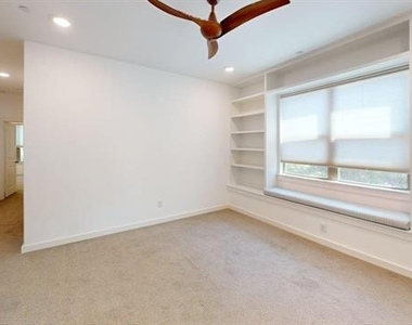 416 Harmon Drive - Photo Thumbnail 11