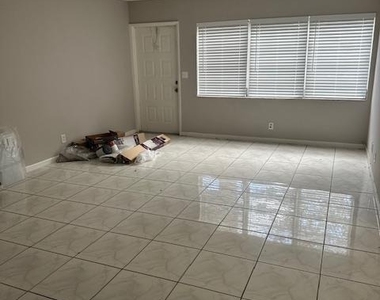 1004 Twin Lakes Drive - Photo Thumbnail 42