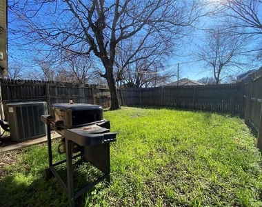 1816 Bessie Street - Photo Thumbnail 27
