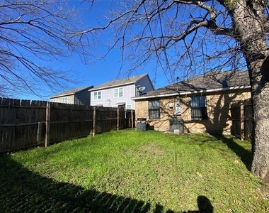 1816 Bessie Street - Photo Thumbnail 29