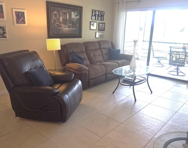 5715 Fairway Park Drive - Photo Thumbnail 11