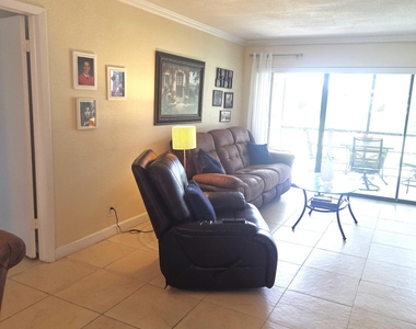 5715 Fairway Park Drive - Photo Thumbnail 9