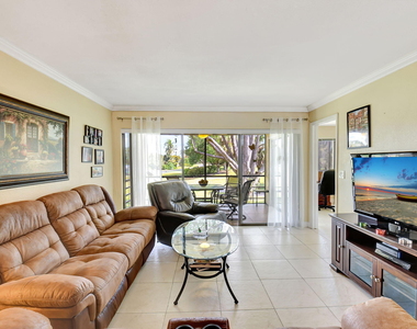 5715 Fairway Park Drive - Photo Thumbnail 15