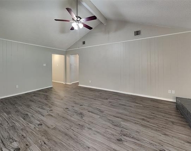 6625 Constitution Drive - Photo Thumbnail 1