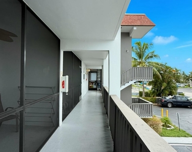 651 Pine Drive - Photo Thumbnail 14