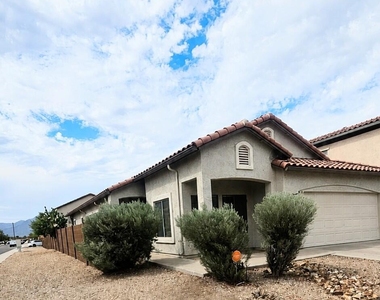 9915 W Wier Avenue - Photo Thumbnail 1