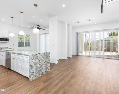 6618 N 16th Street - Photo Thumbnail 1