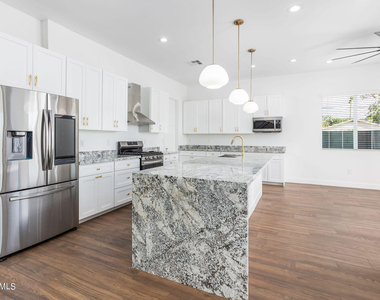 6618 N 16th Street - Photo Thumbnail 6