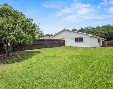 1824 Chamberlain Drive - Photo Thumbnail 22