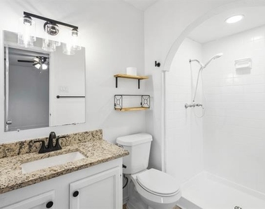 1824 Chamberlain Drive - Photo Thumbnail 18