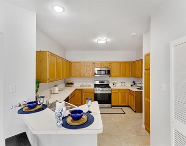2409 Baretta Drive - Photo Thumbnail 5