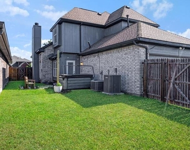 2409 Baretta Drive - Photo Thumbnail 24