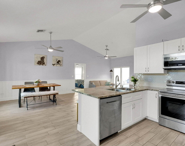 1176 Staghorn Street - Photo Thumbnail 11