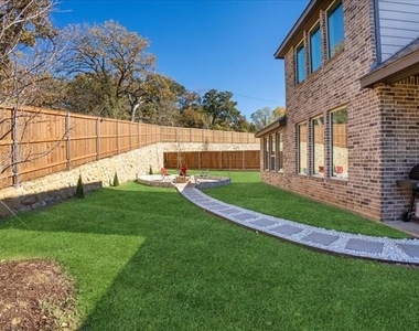 7045 Pecan Glen Place - Photo Thumbnail 27