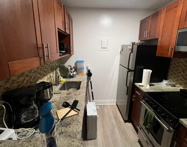 50 West 34th Street - Photo Thumbnail 4