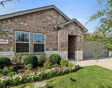 2920 Roper Street - Photo Thumbnail 1