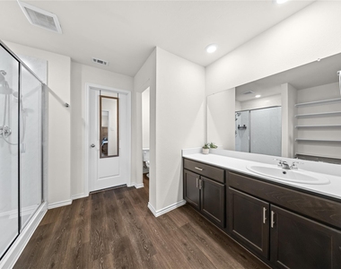 2920 Roper Street - Photo Thumbnail 19