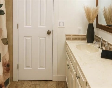 4121 Midnight Drive - Photo Thumbnail 11